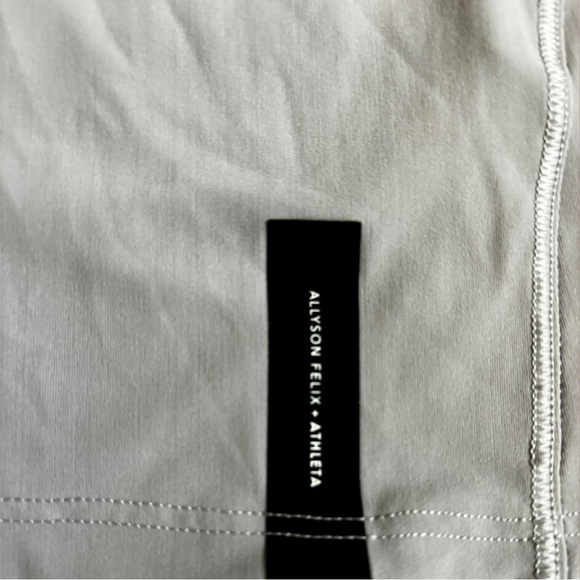 Athleta Allyson Felix sleeveless grey top‎ size extra large - Picture 3 of 6